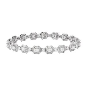 1. 周大福名貴18K白色黃金鑲天然鑽石手鏈